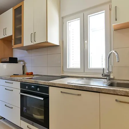Apartmani Cesarica Trogir Exterior photo