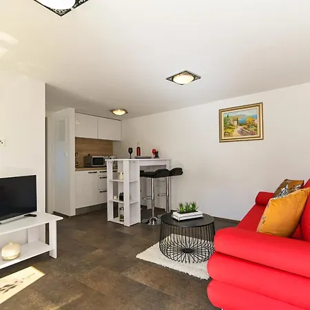 Apartmani Cesarica Trogir Exterior photo