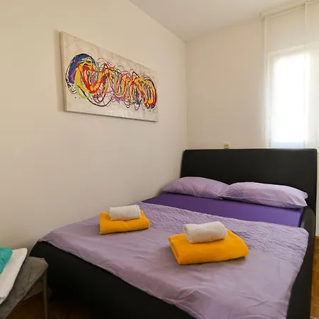Apartmani Cesarica Trogir Exterior photo
