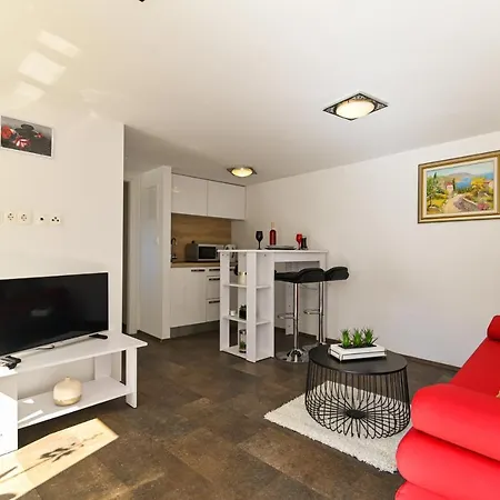Apartmani Cesarica Trogir Exterior photo