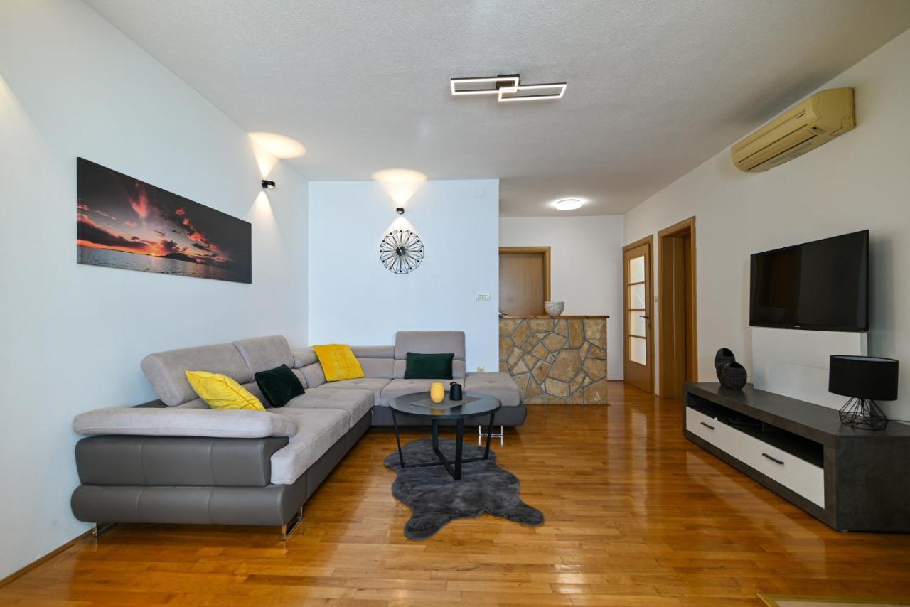 Apartment Cesarica Trogir